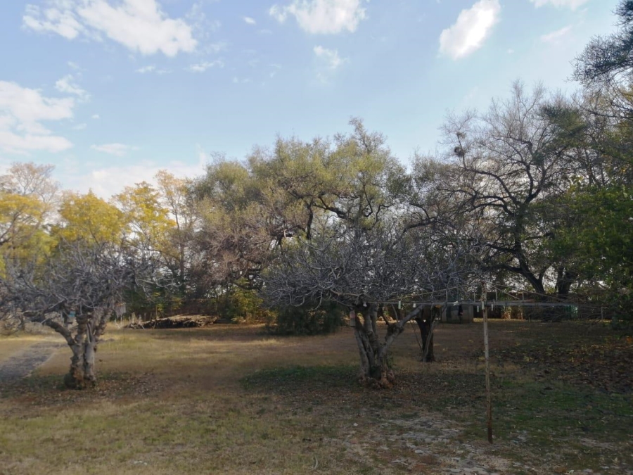 Commercial Property for Sale in Tweeriviere A H North West